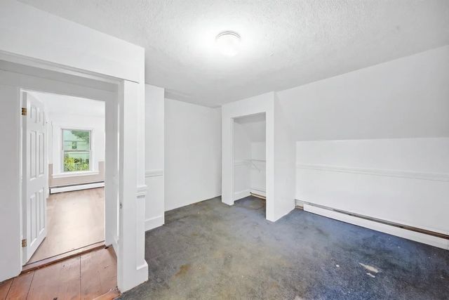 45 Townsend St, Fitchburg, MA 01420