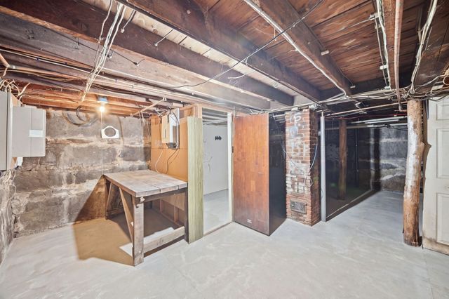 45 Townsend St, Fitchburg, MA 01420
