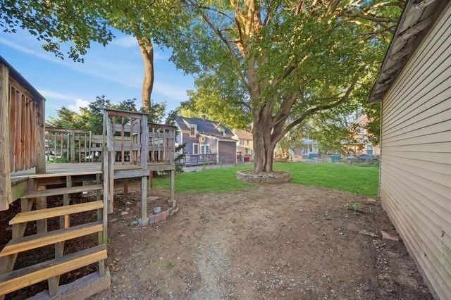 45 Townsend St, Fitchburg, MA 01420
