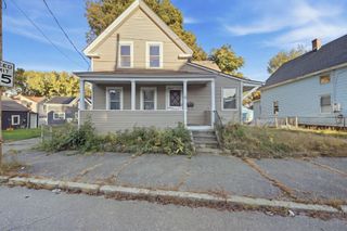 45 Townsend St, Fitchburg, MA 01420
