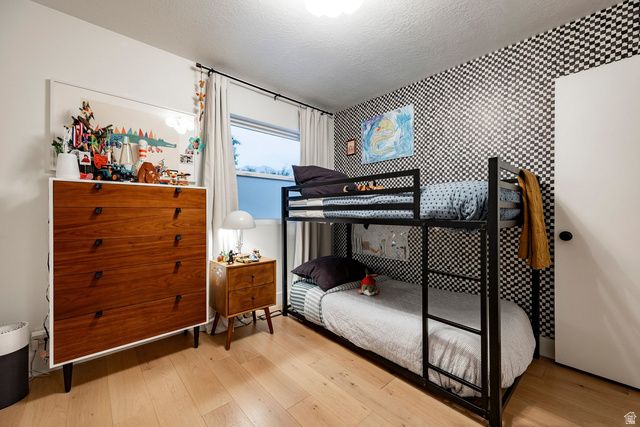 1936 E CURTIS DR, Cottonwood Heights, UT 84121