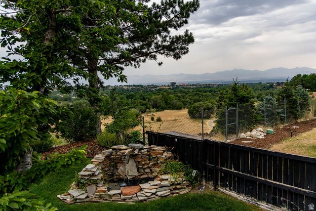 1936 E CURTIS DR, Cottonwood Heights, UT 84121