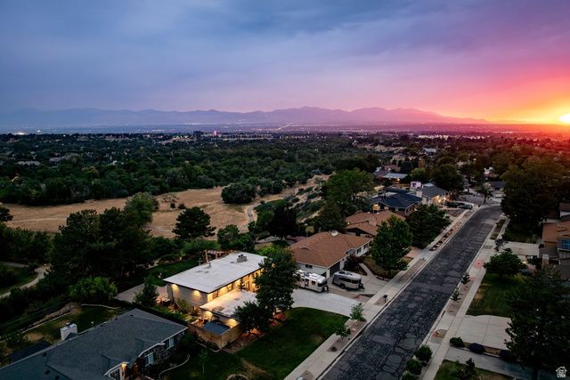 1936 E CURTIS DR, Cottonwood Heights, UT 84121