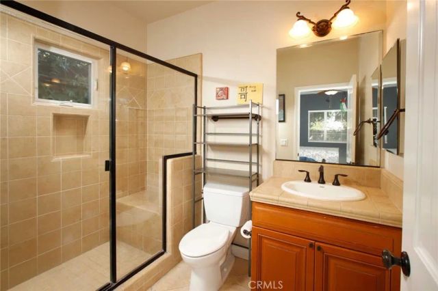 1595 E Avenida De Las Flores, Thousand Oaks, CA 91362