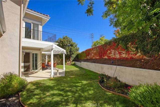 1595 E Avenida De Las Flores, Thousand Oaks, CA 91362