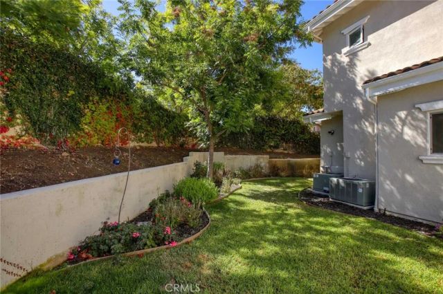 1595 E Avenida De Las Flores, Thousand Oaks, CA 91362