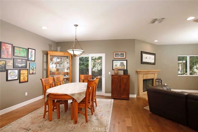 1595 E Avenida De Las Flores, Thousand Oaks, CA 91362