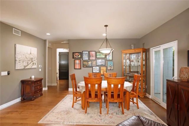 1595 E Avenida De Las Flores, Thousand Oaks, CA 91362