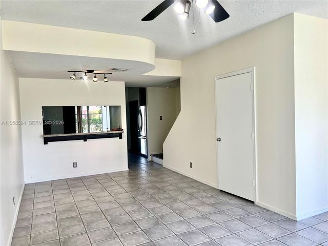 271 Duval Ct, Weston, FL 33326