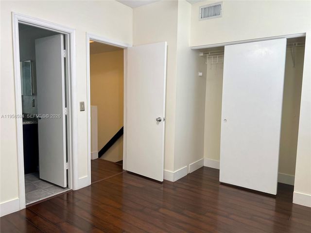 271 Duval Ct, Weston, FL 33326