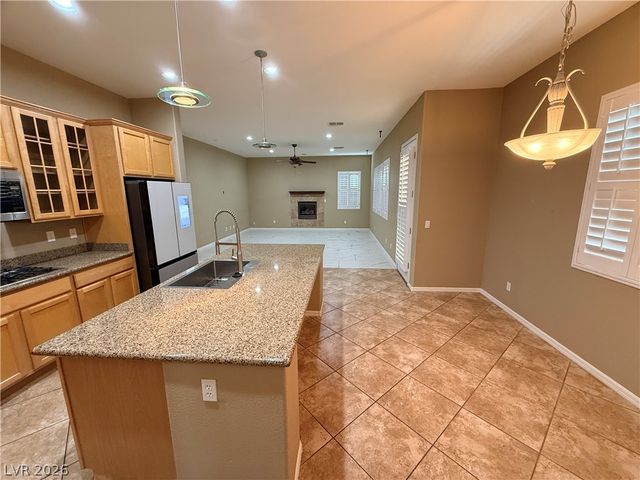 7743 Villa De La Paz Avenue, Las Vegas, NV 89131