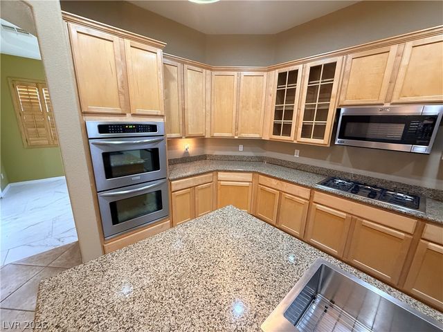7743 Villa De La Paz Avenue, Las Vegas, NV 89131