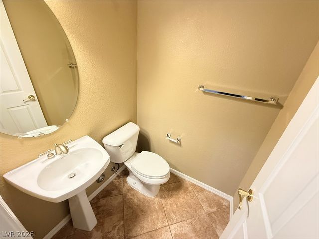 7743 Villa De La Paz Avenue, Las Vegas, NV 89131