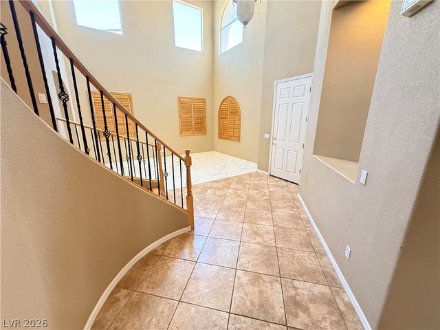 7743 Villa De La Paz Avenue, Las Vegas, NV 89131