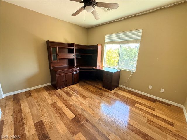 7743 Villa De La Paz Avenue, Las Vegas, NV 89131
