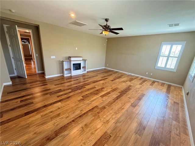 7743 Villa De La Paz Avenue, Las Vegas, NV 89131