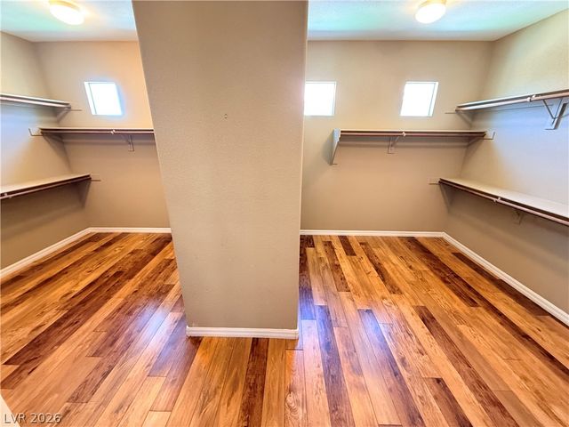 7743 Villa De La Paz Avenue, Las Vegas, NV 89131