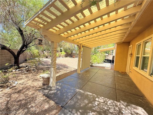 7743 Villa De La Paz Avenue, Las Vegas, NV 89131
