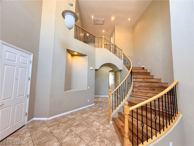 7743 Villa De La Paz Avenue, Las Vegas, NV 89131