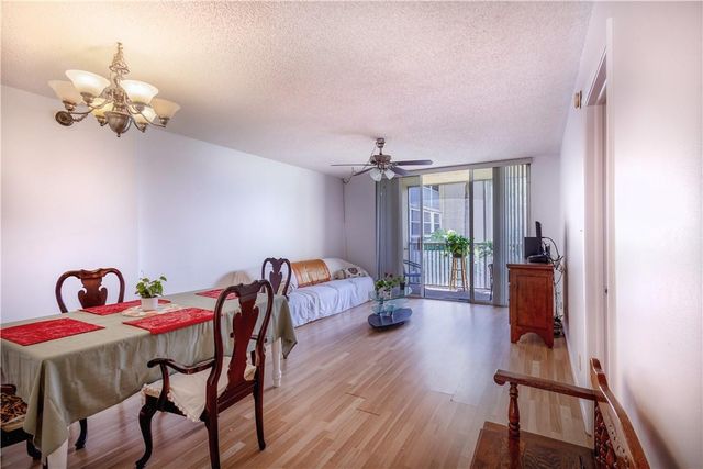 3101 NW 47th Terrace 227, Lauderdale Lakes, FL 33319