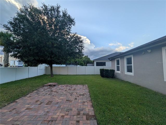 2358 KENNINGTON COVE, Deland, FL 32724