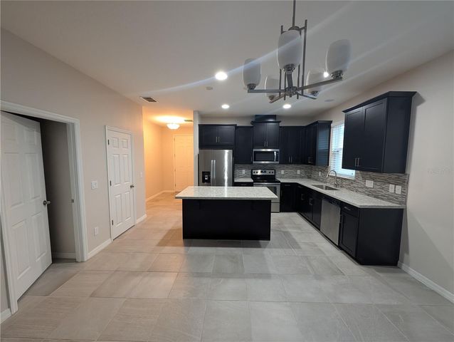 2358 KENNINGTON COVE, Deland, FL 32724