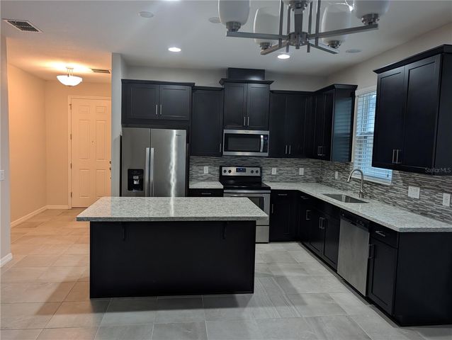 2358 KENNINGTON COVE, Deland, FL 32724