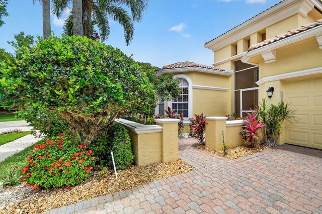 1848 Via Castello, Wellington, FL 33411