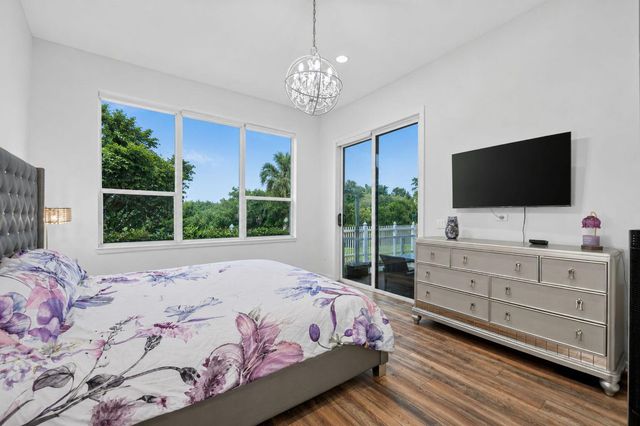 1848 Via Castello, Wellington, FL 33411