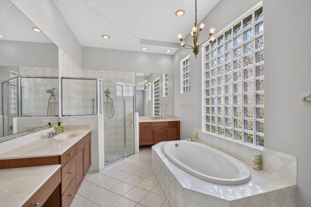 1848 Via Castello, Wellington, FL 33411