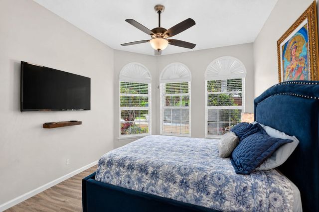 1848 Via Castello, Wellington, FL 33411