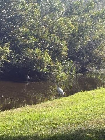 1848 Via Castello, Wellington, FL 33411