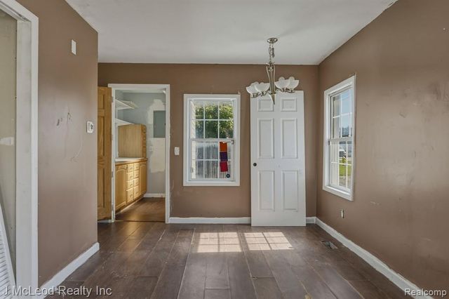 4083 Richfield Road, Flint, MI 48506