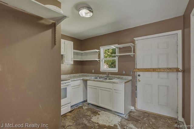 4083 Richfield Road, Flint, MI 48506