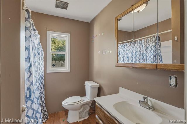 4083 Richfield Road, Flint, MI 48506