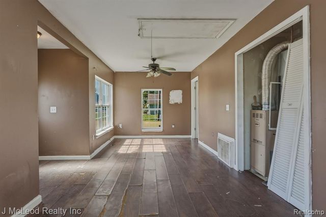 4083 Richfield Road, Flint, MI 48506