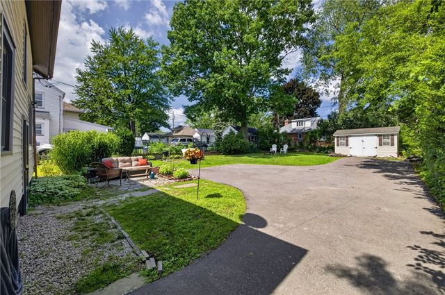 164 Vinton Road, Irondequoit, NY 14622