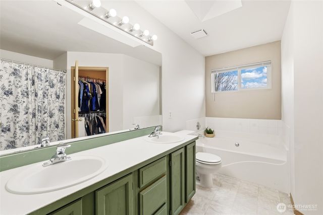 14921 Prairie Vista Loop, Yelm, WA 98597