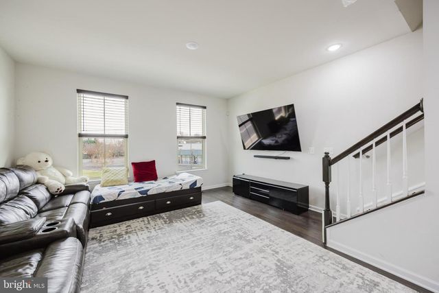 43831 STUBBLE CORNER SQ, Ashburn, VA 20147