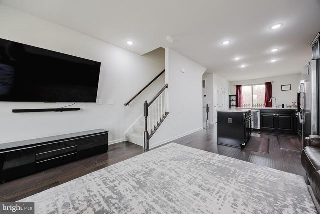 43831 STUBBLE CORNER SQ, Ashburn, VA 20147