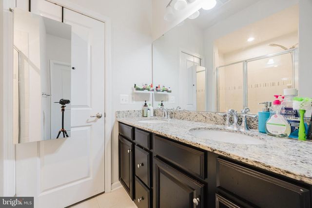 43831 STUBBLE CORNER SQ, Ashburn, VA 20147