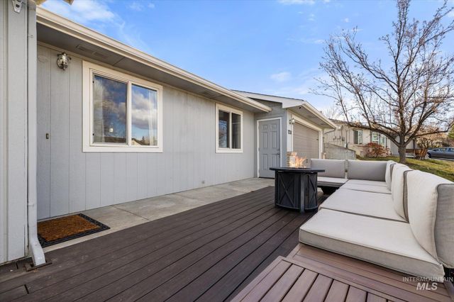 2751 E Mendota Dr, Boise, ID 83716