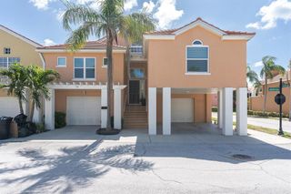 19 CRESCENT PLACE S, St Petersburg, FL 33711