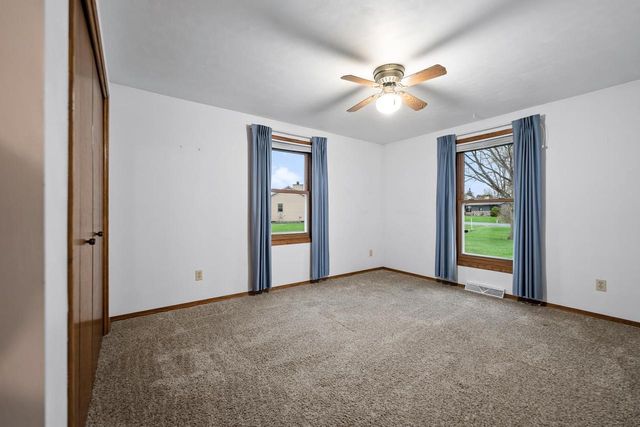 4975 PLACID WAY, New Franken, WI 54229