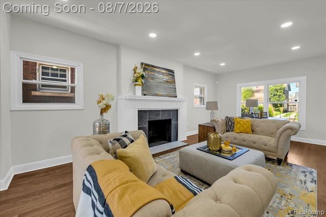 1517 Edison Street, Detroit, MI 48206