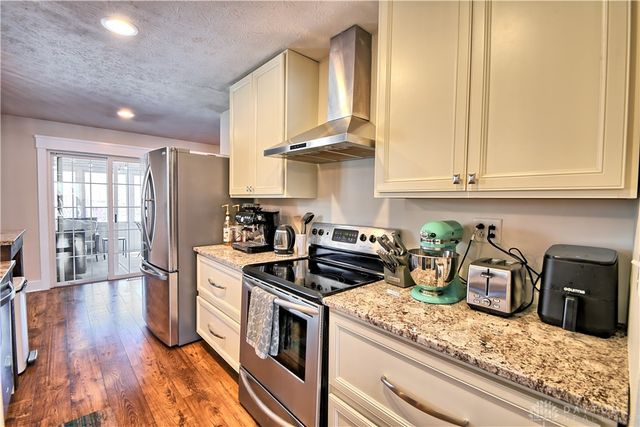 3867 Lofty Oaks Drive, Beavercreek, OH 45430