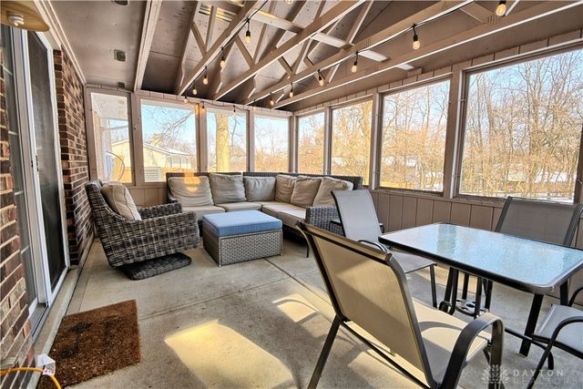 3867 Lofty Oaks Drive, Beavercreek, OH 45430