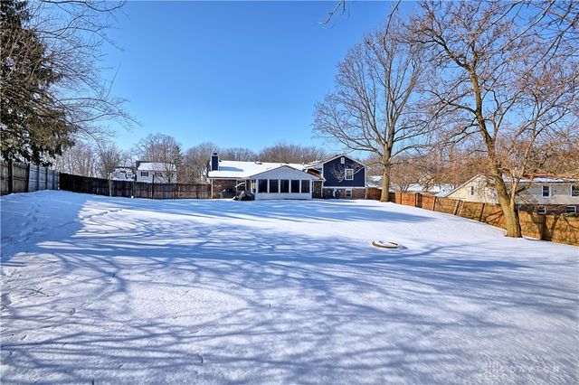 3867 Lofty Oaks Drive, Beavercreek, OH 45430