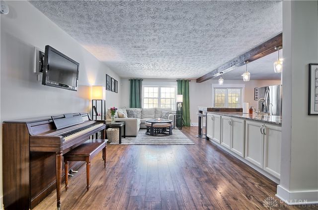 3867 Lofty Oaks Drive, Beavercreek, OH 45430