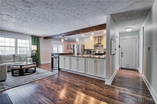 3867 Lofty Oaks Drive, Beavercreek, OH 45430